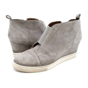 Linea Paolo Booties Women 7 Gray Suede Perforated Wedge Heel Side Zip Ankle Boot
